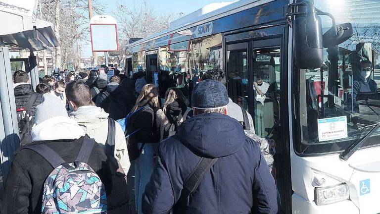 Rimini. La prof: Così non è più scuola: siamo i guardiani del Covid