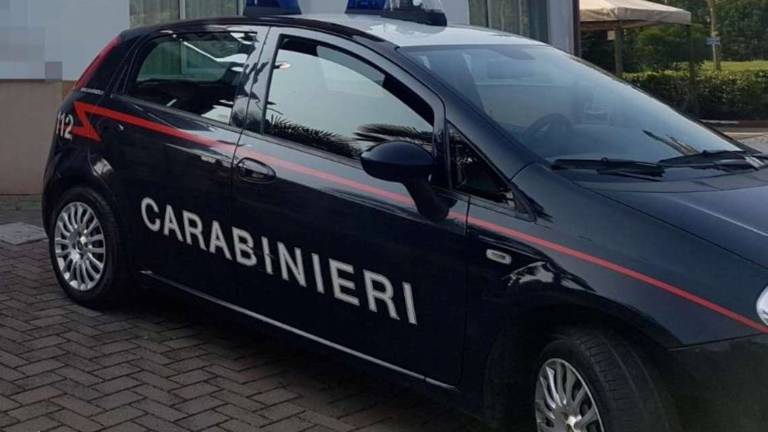 Imola, con la droga nell'auto: 31enne ai domiciliari