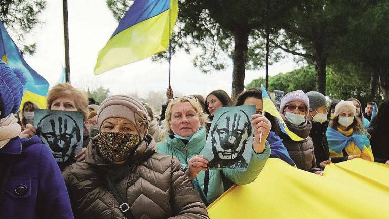 Rimini, l'Ausl: Tamponi Covid già fatti a tutti i profughi ucraini