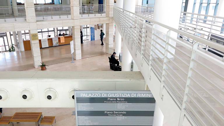 Rimini. Anziano inciampa sul marciapiede: “Niente 63mila euro di risarcimento dal Comune”