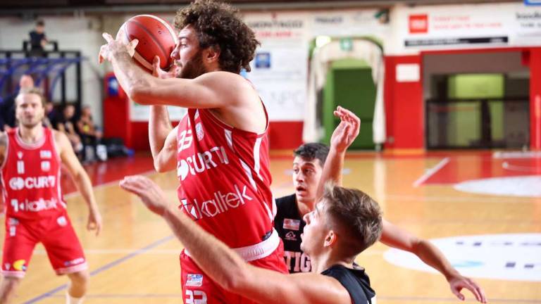 Basket B, Trentin: «Il ritorno di Cusenza porta certezze all'Andrea Costa»