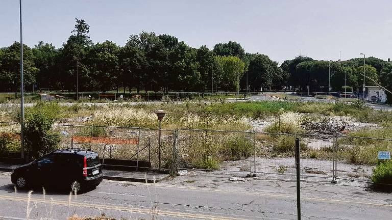 Rimini, parcheggi Area Fox ancora fermi al palo