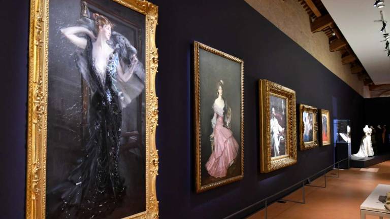 Arte e moda a Forlì: oggi l'inaugurazione della mostra VIDEO