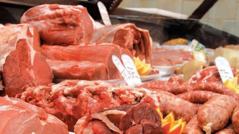 La carne biologica è più sicura: la soluzione contro i batteri