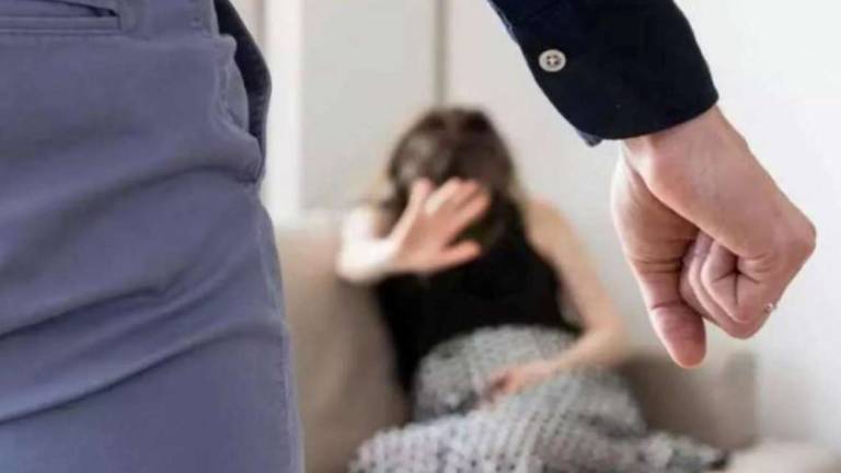 Cesenatico, compagna incinta picchiata: condannato
