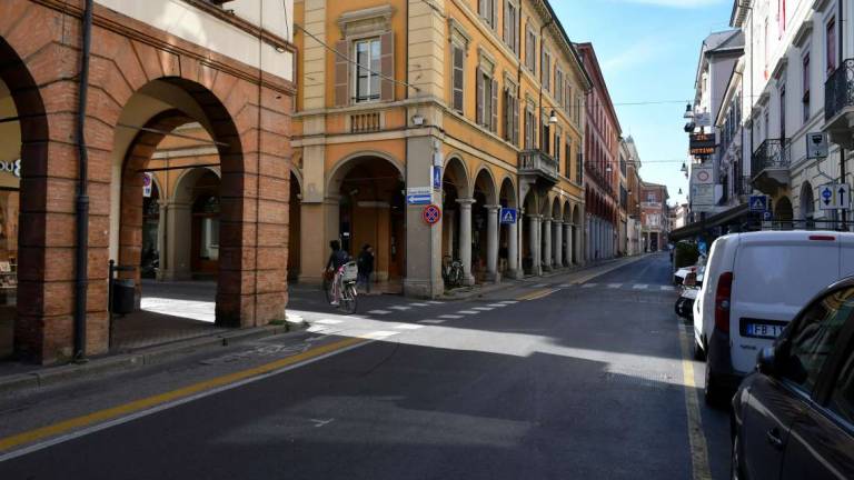Forlì. Corso della Repubblica, nuovi marciapiedi e ciclabile
