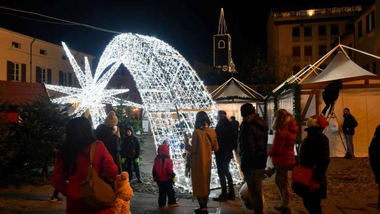 Forlì, il Natale accende la città