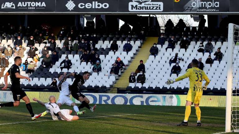 Calcio C, la ripartenza flop del Cesena nasce a centrocampo