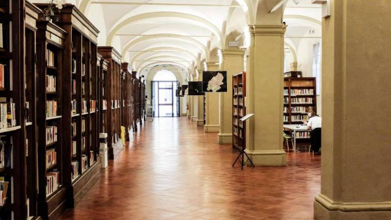 Imola, nel 2021 i prestiti in biblioteca sono cresciuti del 15%