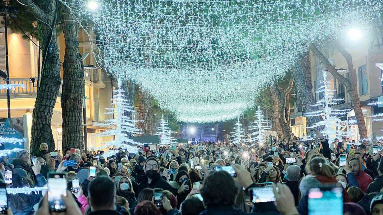 Capodanno a Rimini, prenotazioni ripartite: gli hotel assumono