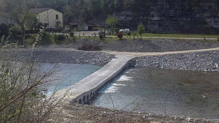 Casalfiumanese, un nuovo ponte a Careseggio