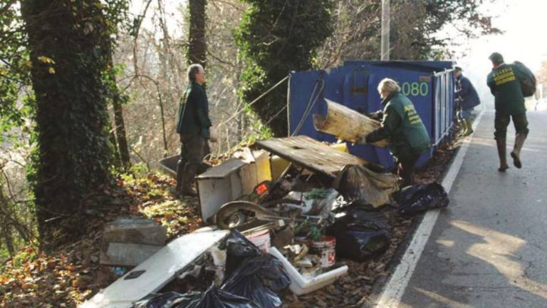 Imola, guardie ambientali: 490 sanzioni in un anno