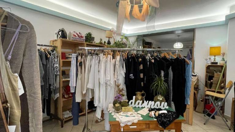 Cesenatico, abiti usati a fin di bene: ecco D'arnov