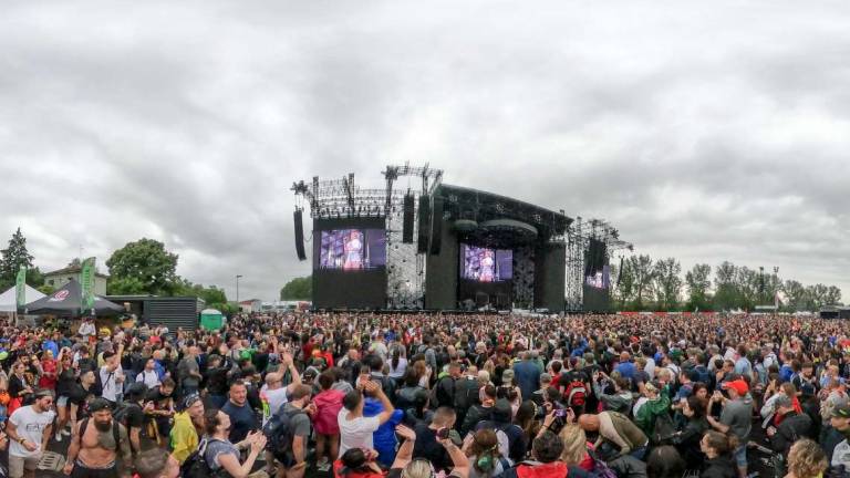 Pearl Jam a Imola il 25 giugno: dai parcheggi al camping, attesi 50mila spettatori