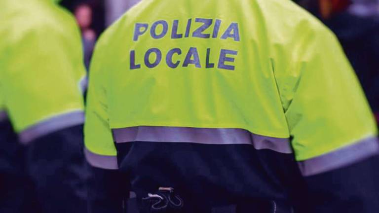 Rimini: scambia la sede della Polizia locale per il Consolato, litiga e viene arrestato