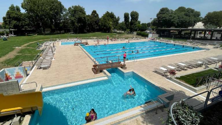 Cesena, la piscina del Club Ippodromo riparte dopo l'alluvione