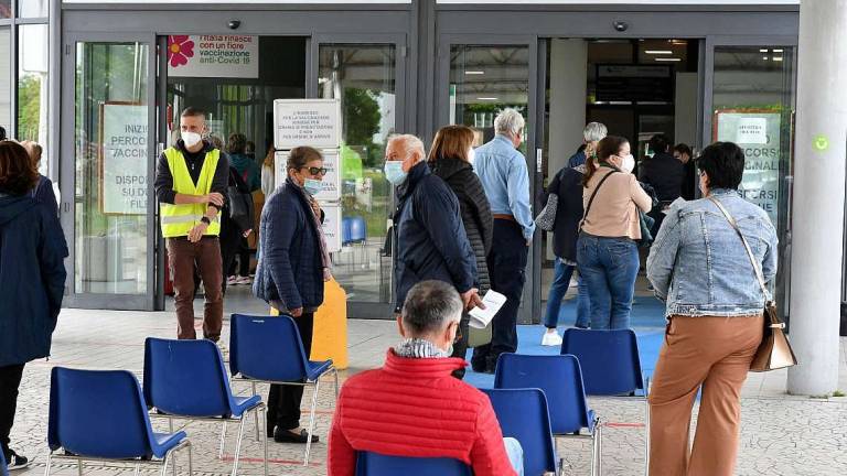 Vaccini dal medico: pioggia di richieste