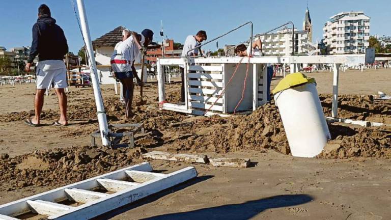 Rimini. Danni e allagamenti: conto salato per la spiaggia