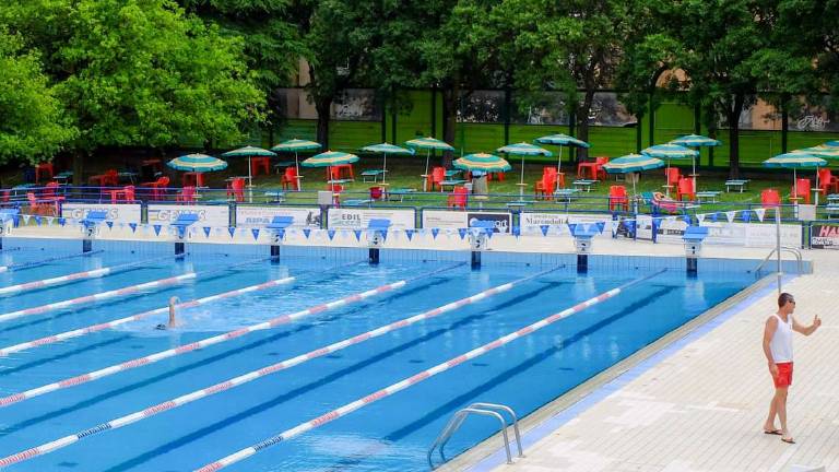 Imola, piscine sold out: sono scelte da tanti in alternativa alla riviera