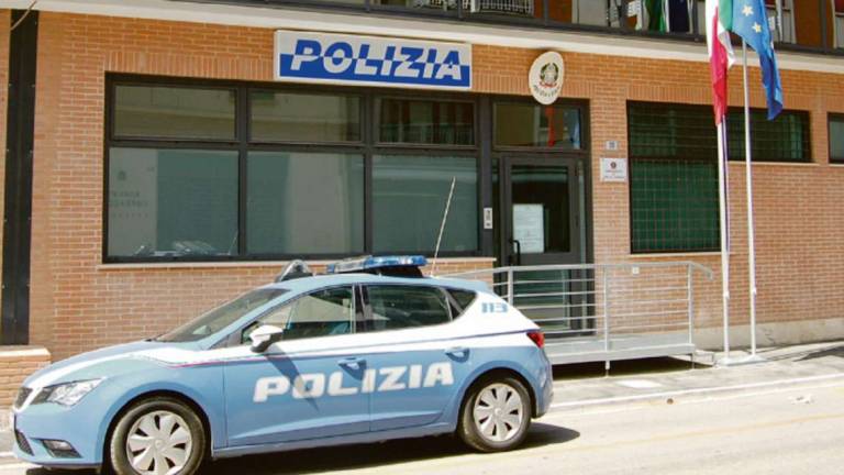 Lugo, preso baby rapinatore al parco: Zitto o ti spacco la testa