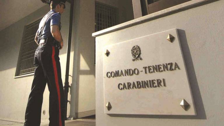 Rimini, ferito alla testa con uno scalpello: il vicino arrestato per tentato omicidio