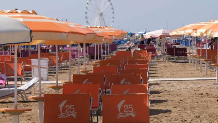 Rimini, al via la stagione balneare: aprono 250 stabilimenti