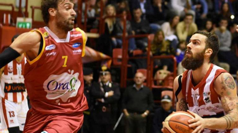 Basket A2, Bonacini aspetta l'OraSì: «Ora Mantova sta davvero bene»