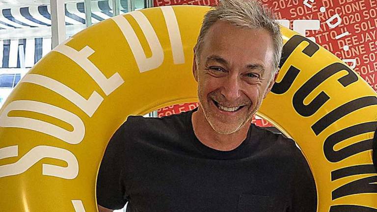 Linus, Radio Deejay e Riccione: «Si riparte, ci aspetta un'estate fantastica»