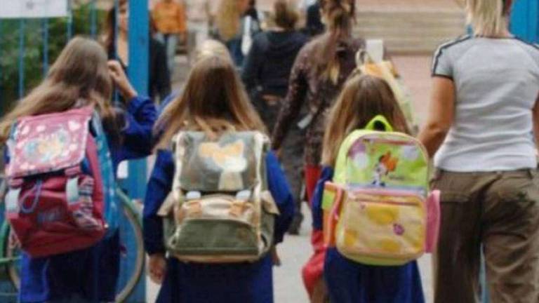 Cesena: violenza sessuale del maestro su 4 alunne