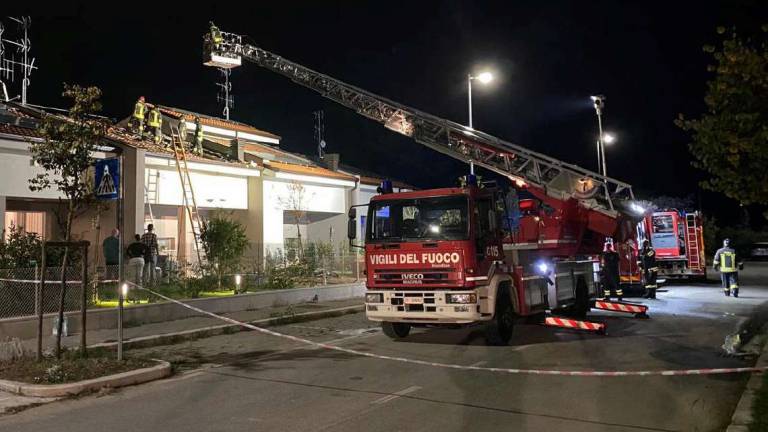 Fotovoltaico a fuoco: aggredito cronista del Corriere di Cesena