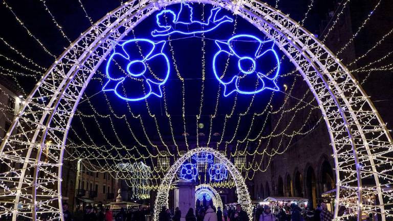 Capodanno 2022 a Rimini legato a regole e annunci