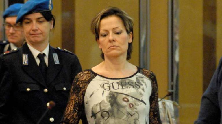 Ravenna, l'ex infermiera torna in carcere: Bomba a orologeria