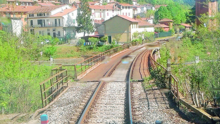Ferrovia tra Faenza e Firenze interrotta per 20 giorni in estate per lavori