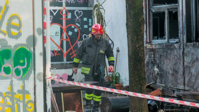 Ravenna, ennesimo incendio al centro sociale Spartaco - Gallery