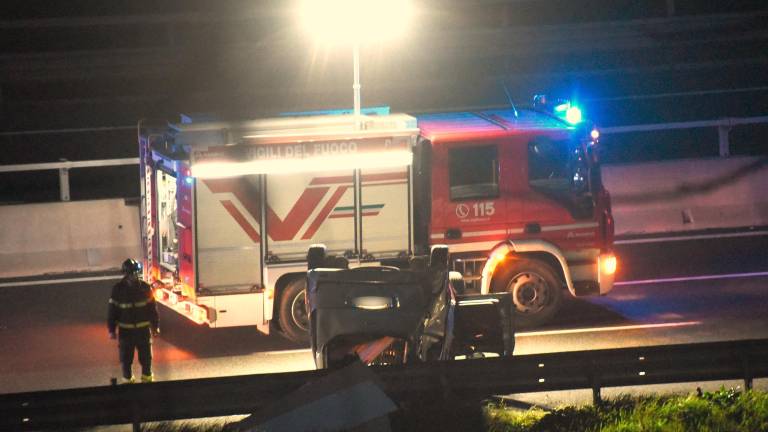 Rimini. Paura in A14, auto si ribalta a Covignano FOTOGALLERY MIGLIORINI