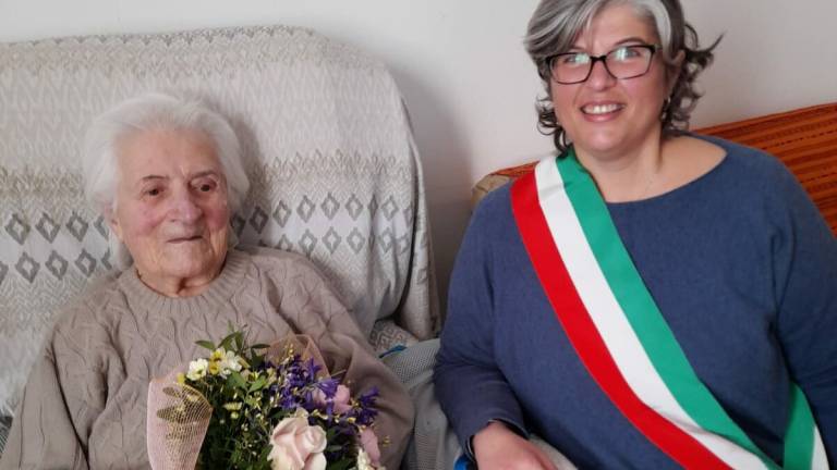 Russi, i 100 anni di nonna Lea: Ci rivediamo l'anno prossimo, mica voglio morire