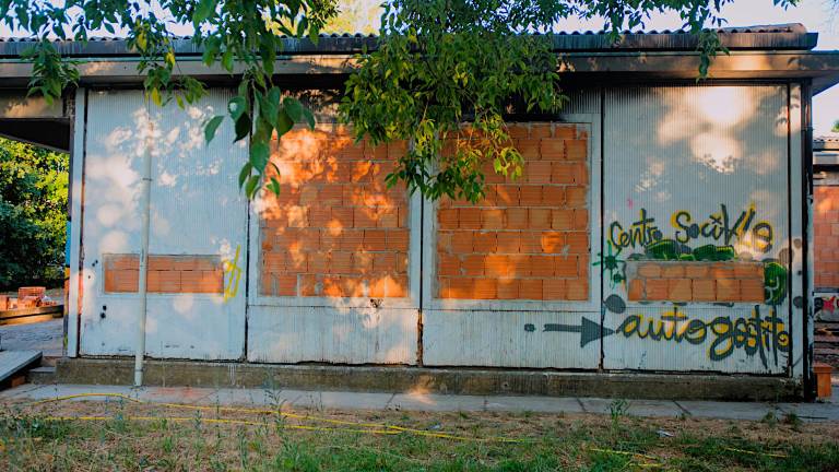 Ravenna, addio al centro sociale Spartaco: murate porte e finestre - Gallery