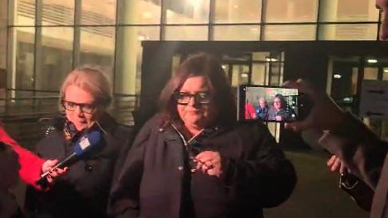 Omicidio di Pierina, Valeria Bartolucci e la sua avvocata dopo l’interrogatorio di Dassilva. VIDEO