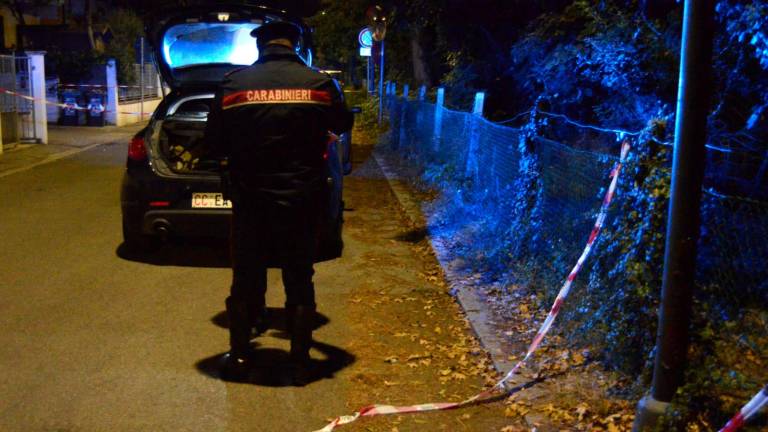 Le indagini dei carabinieri a Porto Corsini (foto Fiorentini)