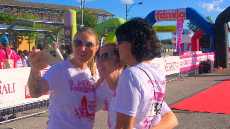 Ravenna, ecco la Pink Ranning contro la violenza alle donne FOTOGALLERY