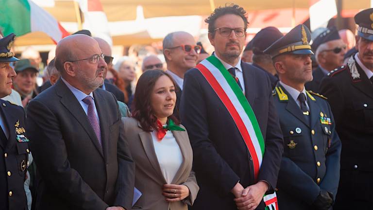 Ravenna, 25 aprile: Piazza del Popolo gremita per la festa della Liberazione - Gallery