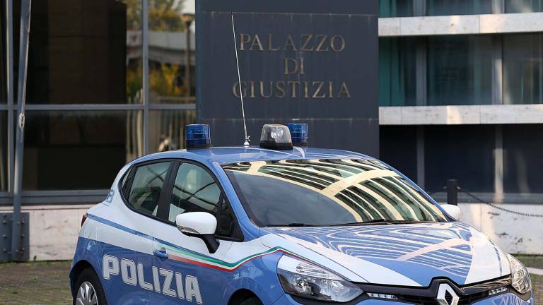 L’ingresso del Tribunale di Rimini