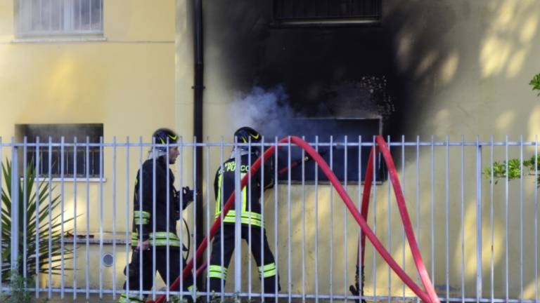 Marina di Ravenna: violento incendio in cantina, evacuata una palazzina - Gallery