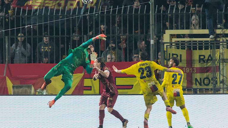 Un’uscita aerea di Joyce Francesco Anacoura durante la partita vinta contro il Guidonia (Fiorentini)