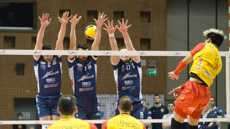 Volley Superlega, la Consar Rcm sfida i campioni d'Italia di Civitanova