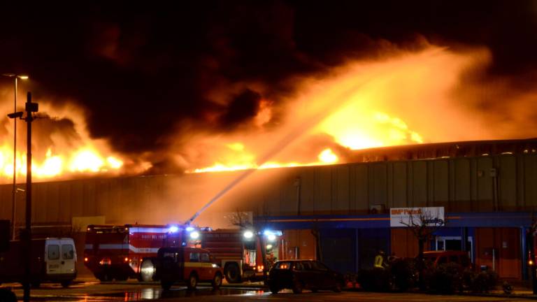 Forlì, incendio al Gigante: assolti gli imputati