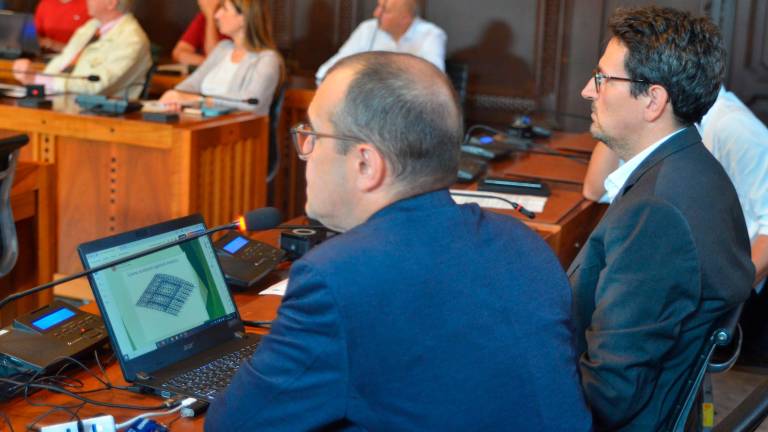 Ravenna, grana per il nuovo palazzetto: fallita una prova di carico, una trave si è deformata