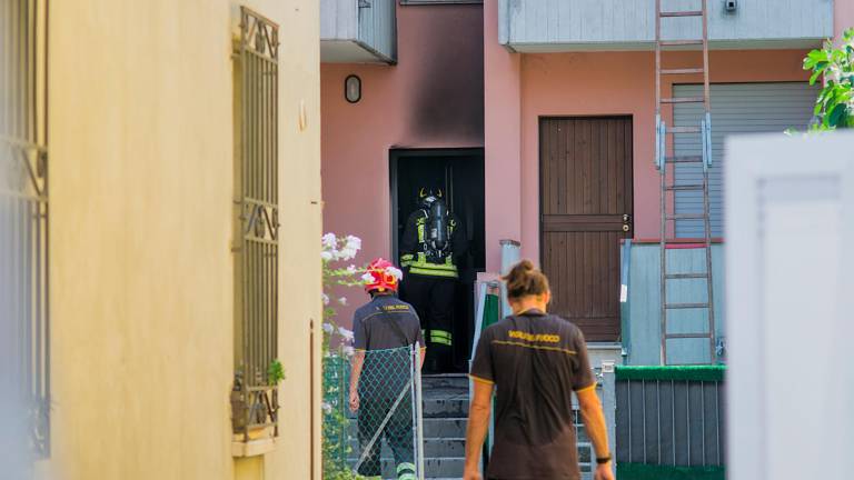 L’intervento dei vigili del fuoco (foto Fiorentini)