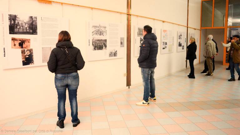 Riccione. Inaugurata la mostra “Traditi” sugli ebrei