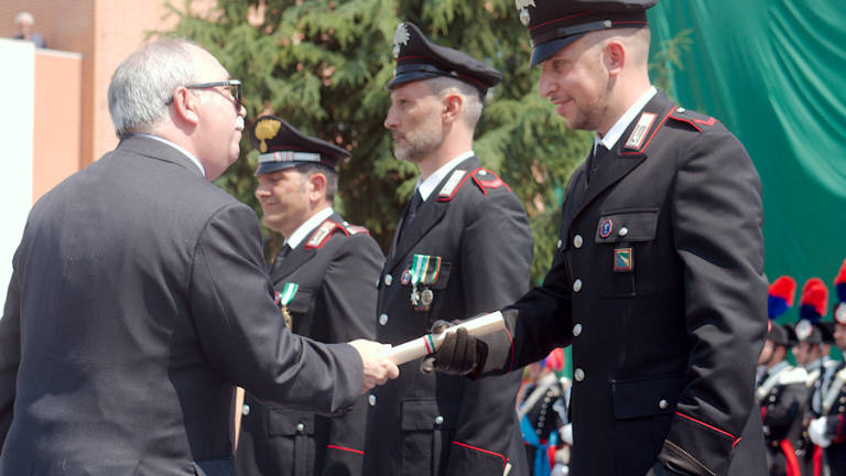 Arma in festa a Ravenna, premiati i carabinieri distintisi in servizio
